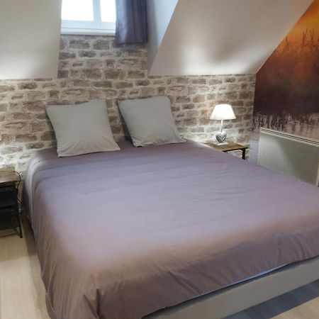 Le Bonheur Des Plumes Bed & Breakfast Montmartin-en-Graignes Екстериор снимка