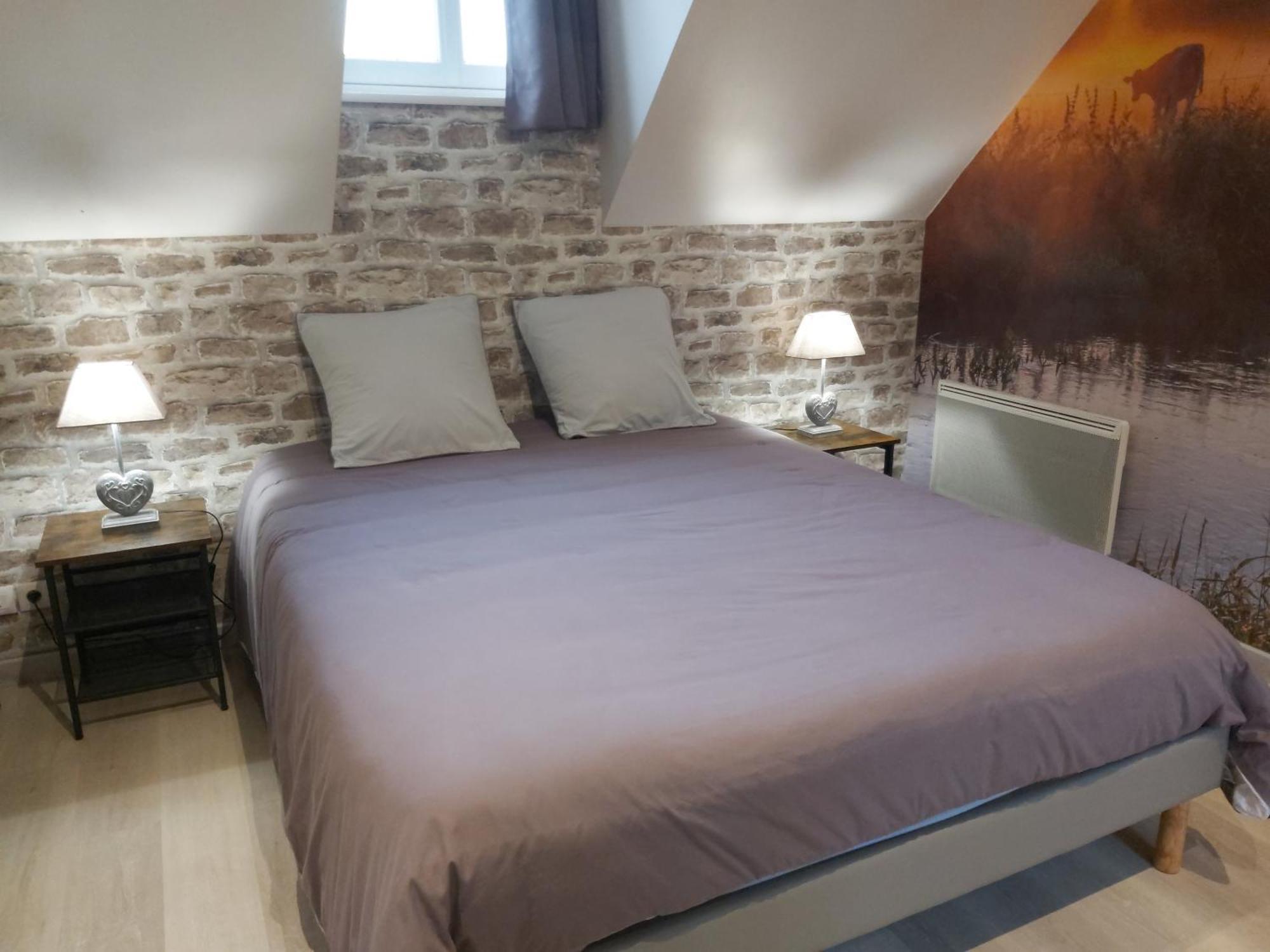 Le Bonheur Des Plumes Bed & Breakfast Montmartin-en-Graignes Екстериор снимка