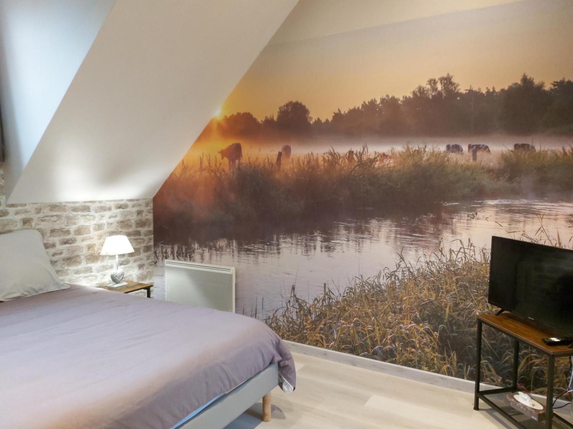 Le Bonheur Des Plumes Bed & Breakfast Montmartin-en-Graignes Екстериор снимка