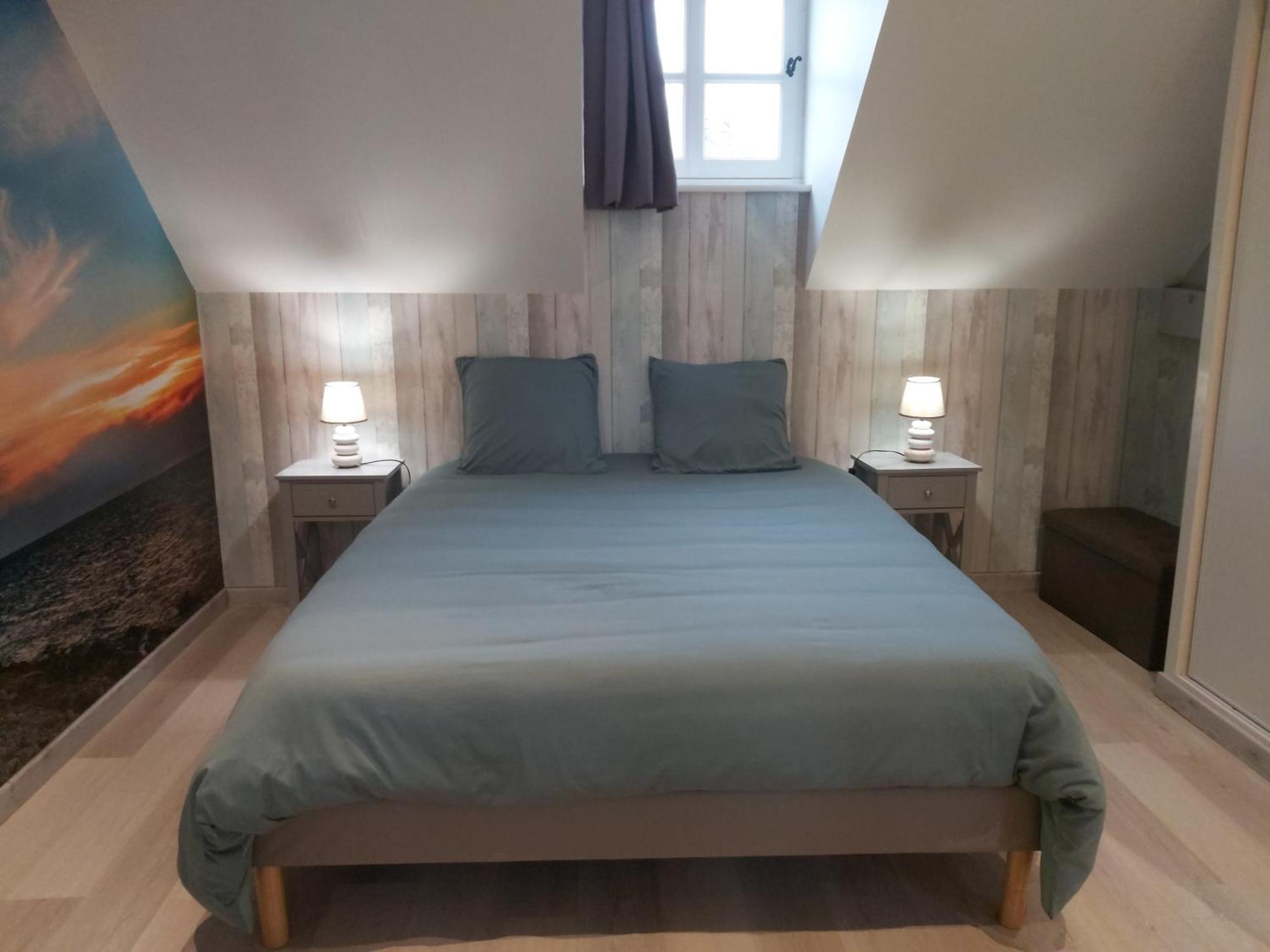 Le Bonheur Des Plumes Bed & Breakfast Montmartin-en-Graignes Екстериор снимка